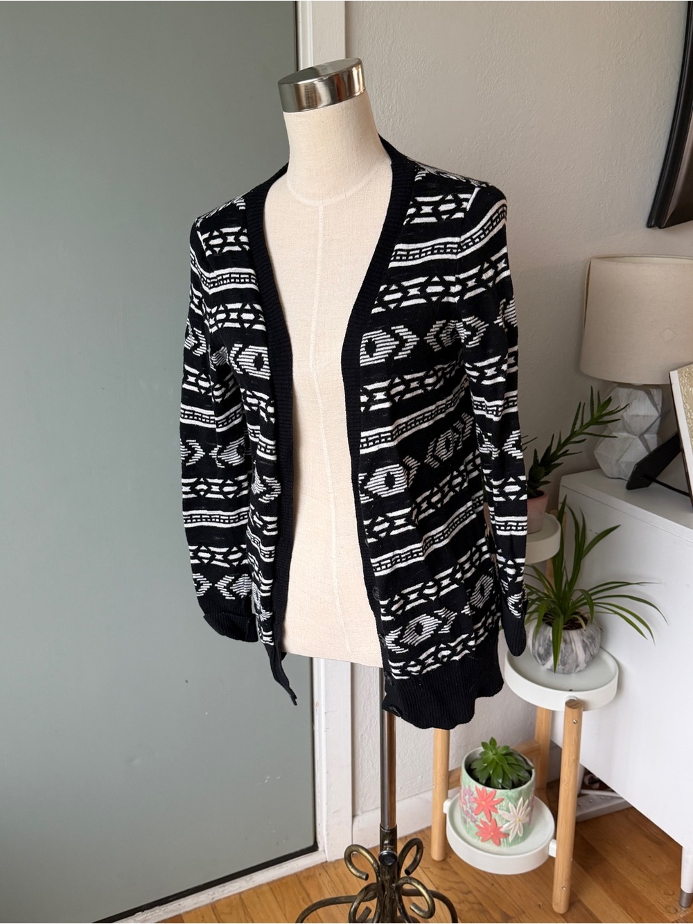 Mossimo cardigan